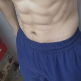 正在偷人…