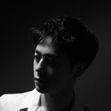 江北有闲云。