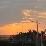 三三