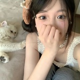 听雨眠猫。