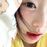 怡.