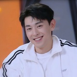 阿伦
