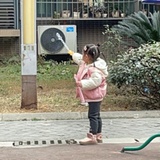 牵手就能做朋友