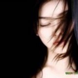 玉生嫣