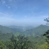 三月