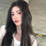 呼呼的笑女士