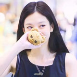 哦