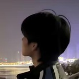 彤