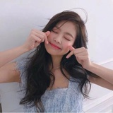 Vivian啦啦啦啦