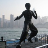 李安安不能明白