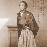 龙日月