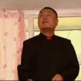 脑袋大脖子粗