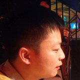 吐泡泡的大蘑菇