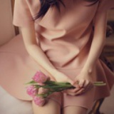 青小小。