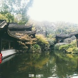 小逸