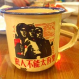 墙角的花、