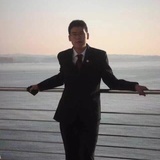 阿特拉斯耸耸肩