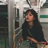 柒月.