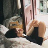 怏怏