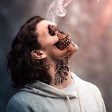 HH