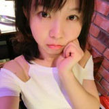 伶小白