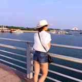 王小朵、