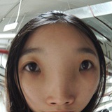 阴暗的小花太