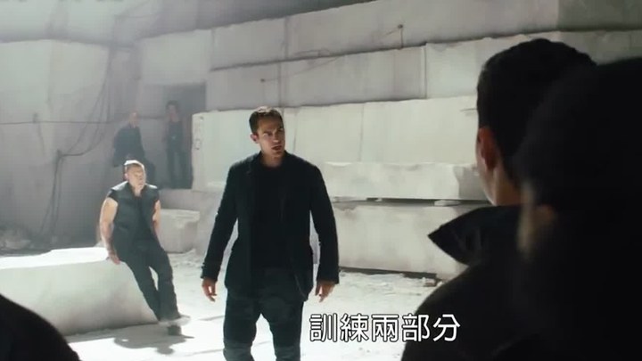 香港预告片 (中文字幕)