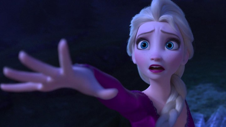 《冰雪奇缘2》全新官方中字预告！艾莎安娜牵手冰雪再临