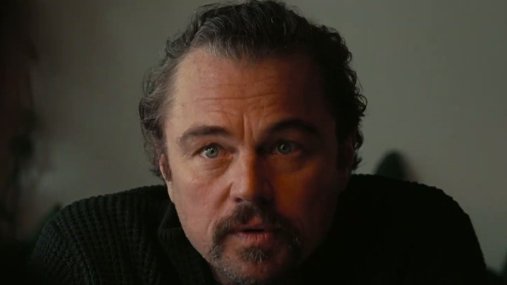 中国大陆预告片 (中文字幕)