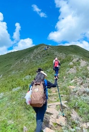 热门活动-一幅油墨画の草原天路桦皮岭9公里徒步（适合新人）