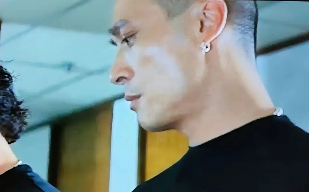 阿來/吳鎮宇——性張力的神